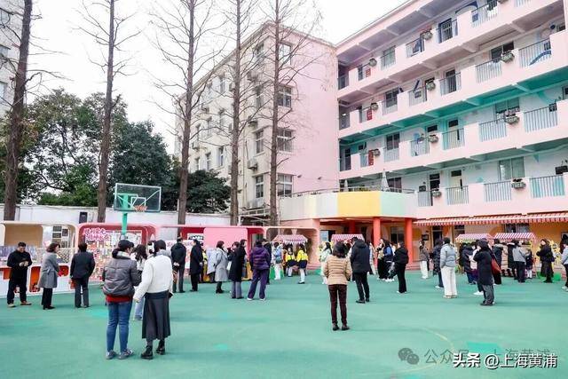 這所小學的同學，給黃浦文旅設計了一本臺歷！