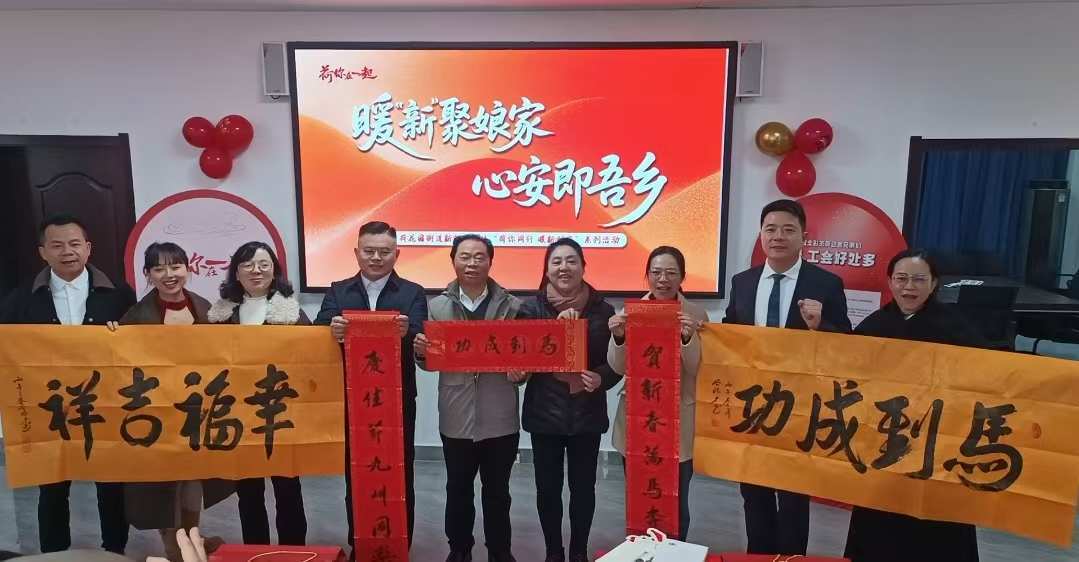 紮根人民 書法“五進”——曾昭才先生的藝術堅守與人民情懷