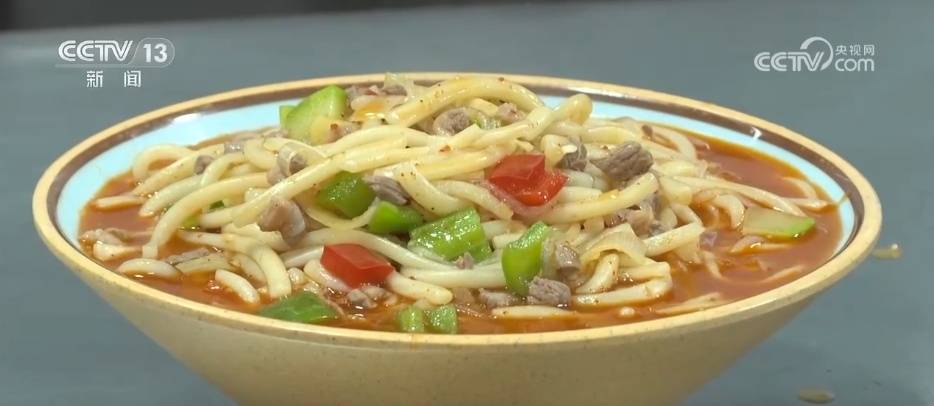 特色春日滋味擦亮地域名片 “美食+文旅”成為引領消費新亮點